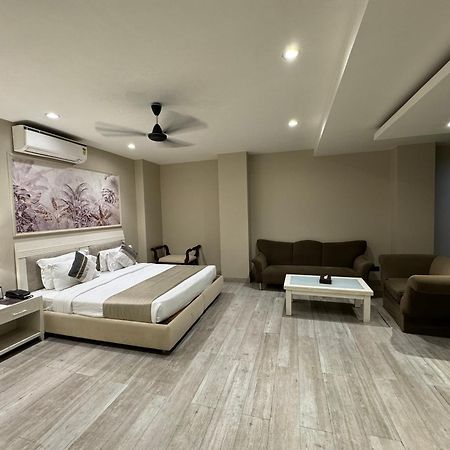 Skon Boutique By Orion Hotels 뉴델리 외부 사진
