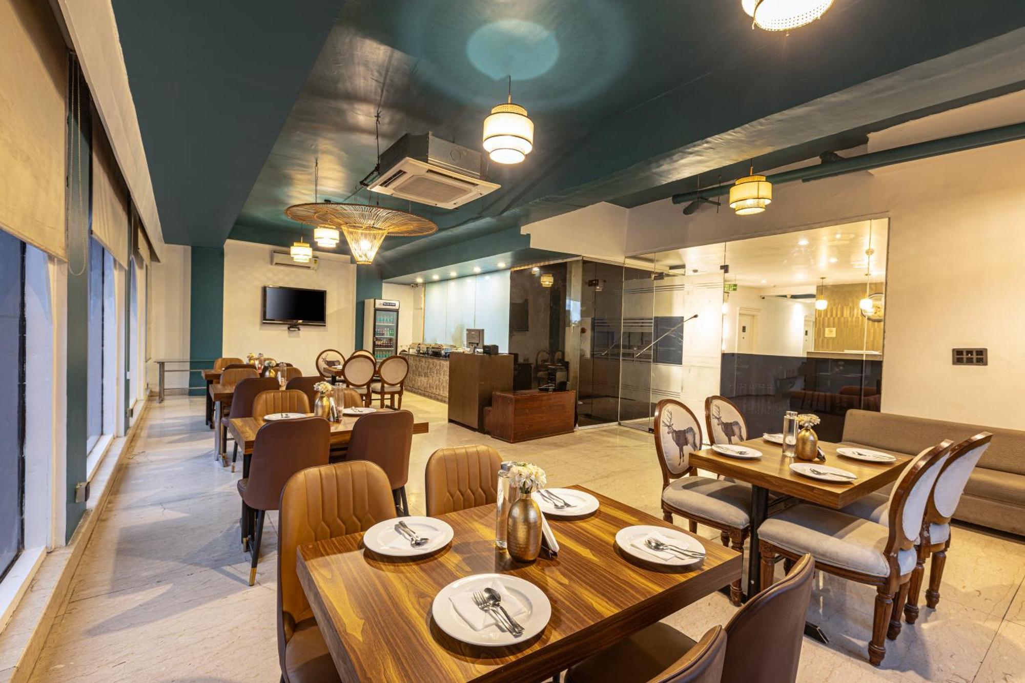 Skon Boutique By Orion Hotels 뉴델리 외부 사진